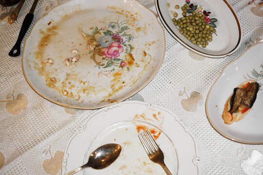 Dirty plates after dinner