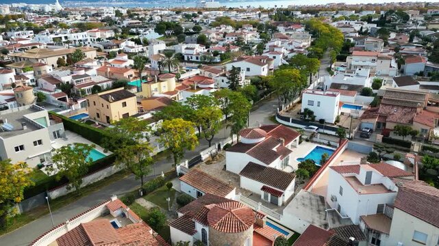 Wohngebiet in Empuriabrava, an den Kan&auml;len.