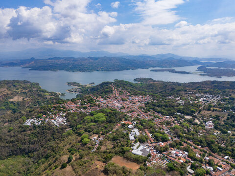 Suchitoto, pueblos vivos de El Salvador