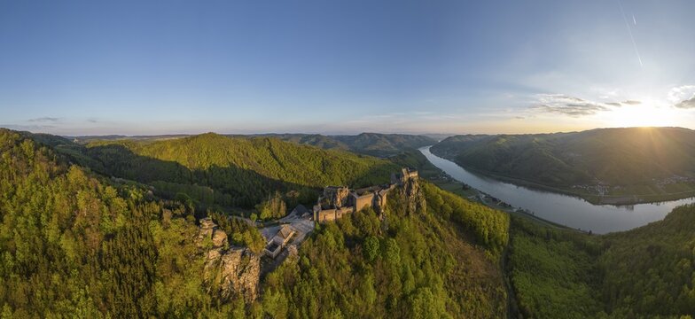 Drone shot of Aggstein Ruin at sunrise with Danube, Wachau, Sch&ouml;nb&uuml;hel-Aggsbach, Lower Austria, Austria