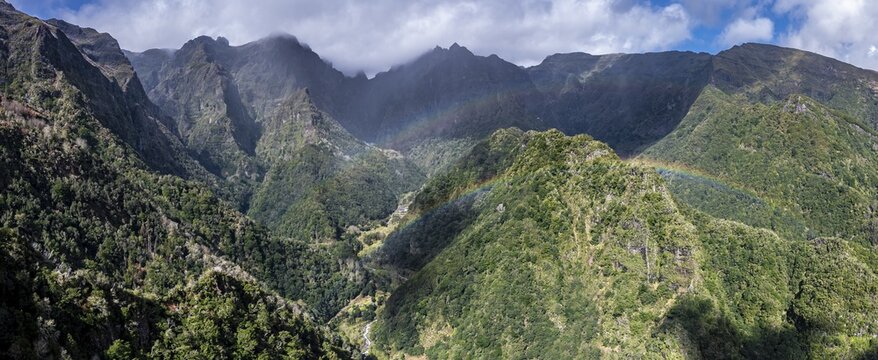 Balc&otilde;es Viewpoint, Pico Ruivo, Rainbow over Madeira Mountain, Portugal
