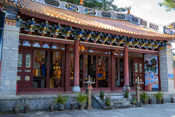 Fototapeta premium Zhonghe Temple on Cangshan Mountain in Dali, Yunnan