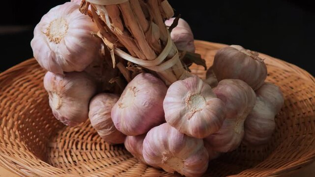Fresh garlic in a basket.