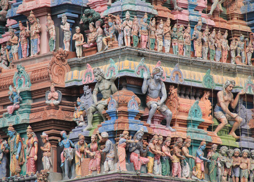 Many colorful sculptures of the Arulmigu Sri Parthasarathyswamy Temple, Chennai, India.