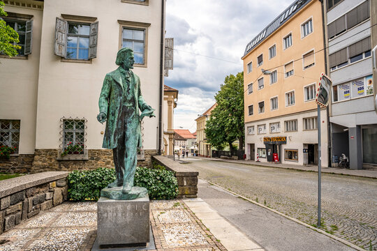 Bronze statue of Slovene writer and journalist Josip Jurcic in Maistrov Trg, Maribor city center, Slovenia