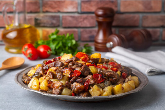 From Turkish cuisine; meat, vegetable kebab, casserole. Turkish name; Maras Tava or Kahramanmaras Tava - Orman Kebabi