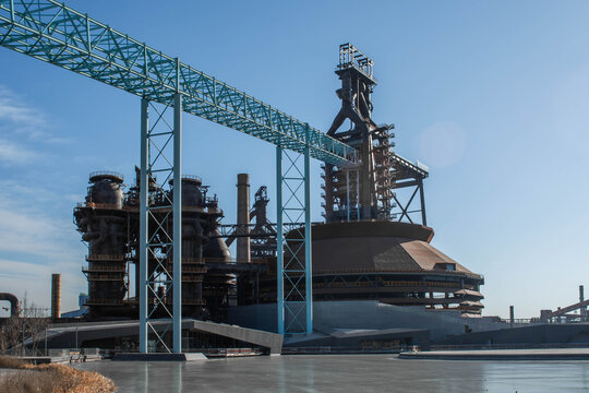 The decomissioned industrial facilities of a steel mill in the post-industrial transition