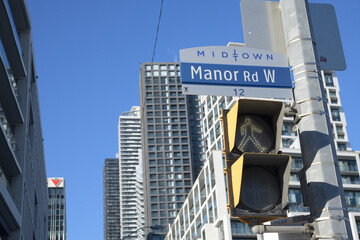 Fototapeta premium looking north on Yonge St just south of Eglinton Av at Manor Rd W in midtown, Toronto