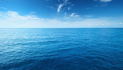 Obraz premium Serene Seascape Endless Blue Horizon