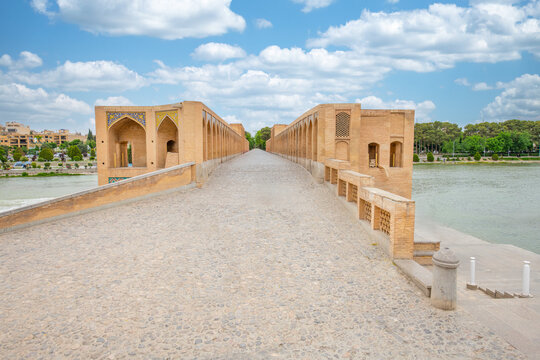 Sio Se Pol or Bridge of 33 arches, one of the oldest bridges of Esfahan and longest bridge on Zayandeh River