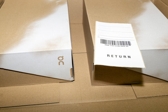 Online order return On package with receipt document. 