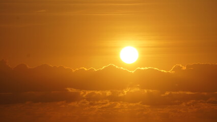 Fototapeta premium Warm Morning Sun and Fresh Expectations