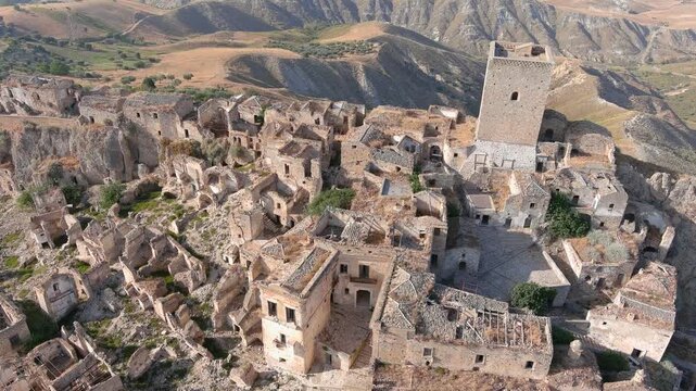 Craco la citt&agrave; fantasma della Basilicata