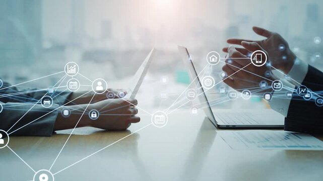 会議するビジネスパーソンのグループと通信ネットワークのコンセプト