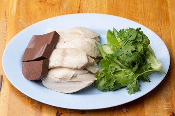Thai Hainanese Chicken Rice with Crispy Chicken and Dipping Sauce