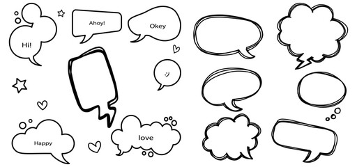 Fototapeta premium Hand drawn speech bubble doodle set 