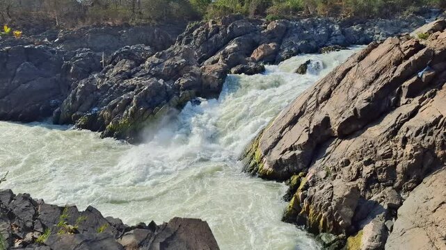 Li Phi (also known as Tad Somphamit) is a massive, rocky waterfall located on Don Khon island within the Si Phan Don (4,000 Islands) archipelago in southern Laos. It is famous for its powerful