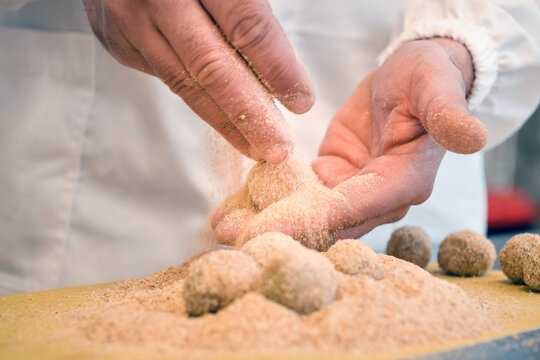 Olive all&rsquo;ascolana or Olive ascolane from Ascoli Marche region