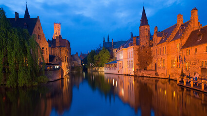 Naklejka premium canal in bruges belgium europe