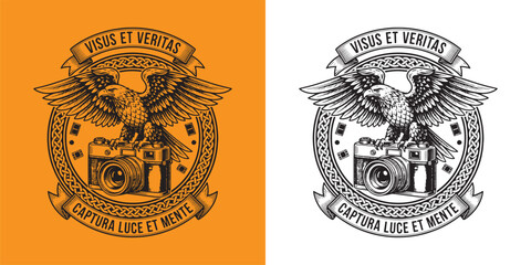 Fototapeta premium Majestic Eagle on Vintage Camera Photography Logo with Latin Motto