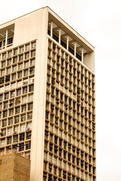 Pr&eacute;dios, edif&iacute;cios com janela e vidra&ccedil;a da cidade de S&atilde;o Paulo.  