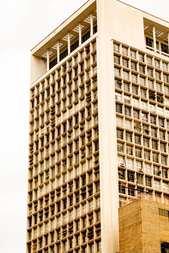 Pr&eacute;dios, edif&iacute;cios com janela e vidra&ccedil;a da cidade de S&atilde;o Paulo.  
