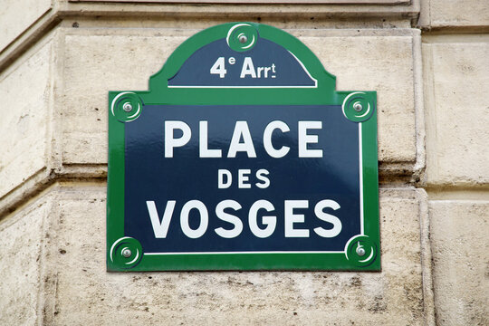 Place des Vosges,  Paris