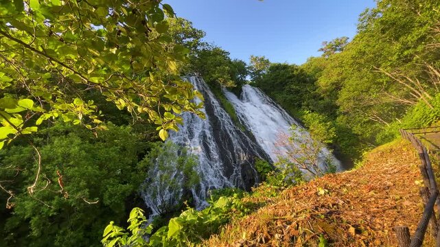 北海道知床、オシンコシンの滝