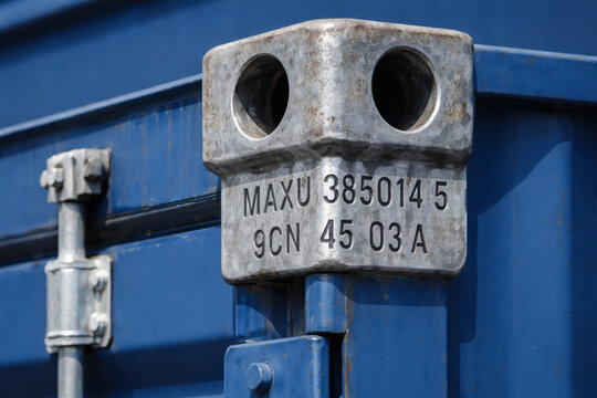 Metal Container Corner Casting Detail: A Study in Strength and Durability