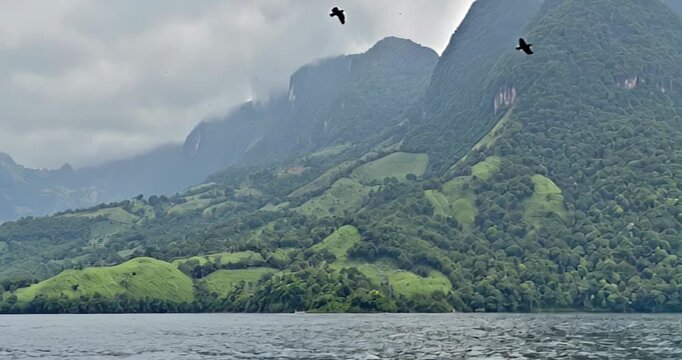 lago, montagna, paisaje, naturaleza, acu&aacute;tico, r&iacute;o, cielo, verano, viajando, dirigible norge, verde, impresiones, bosque, alpes, roca, cerro, valle, nieve, aparcar, nube, esc&eacute;nico, turismo, panorama, 