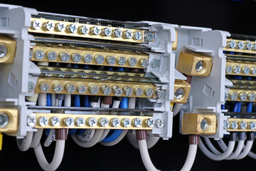 Connecting the electrical module using copper electrical insulated wires. 