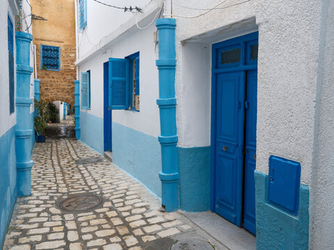 The Silent Alleys of Bizerte: A Winter Journey Through the Medina of Bizerte