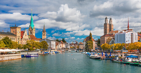 Obraz premium Dramatic Zurich ,cloud, Europe city,