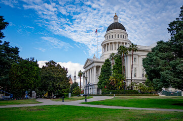 capitol building in Sacramento  © Oasis23