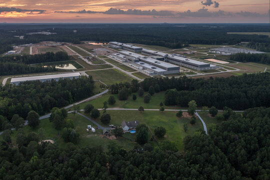 Data Center for Artificial Intelligence Computing in Rural Georg