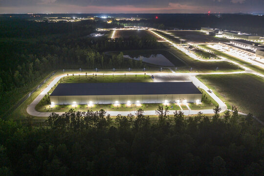 Data Center for Artificial Intelligence Computing in Rural Georg