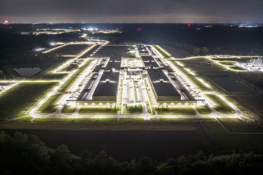 Data Center for Artificial Intelligence Computing in Rural Georg