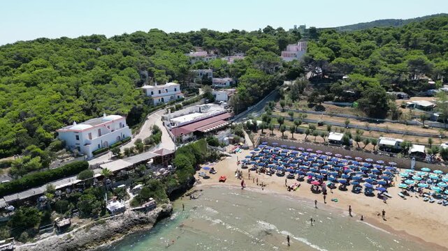 spiaggia di sappia sulla costa del gargano