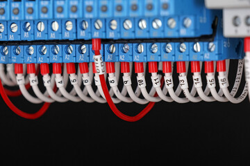 Connecting the electrical module using copper electrical insulated wires. 