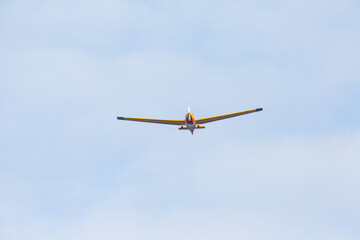 Flugzeug &uuml;ber der Nordsee