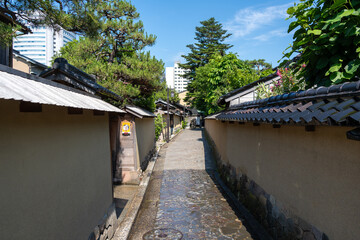 Naklejka premium Traditional street in Nagamachi District, Kanazawa, Japan