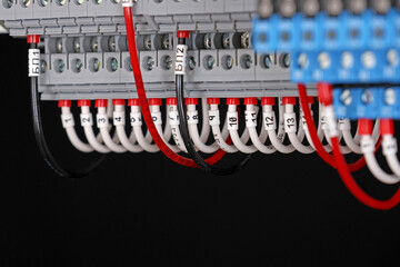 Connecting the electrical module using copper electrical insulated wires. 