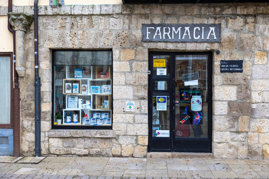 Farmacia storefront in stone building carri&oacute;n de los condes spain