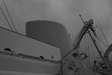 Fototapeta premium Détails du Royal Yacht Britannia en noir et blanc