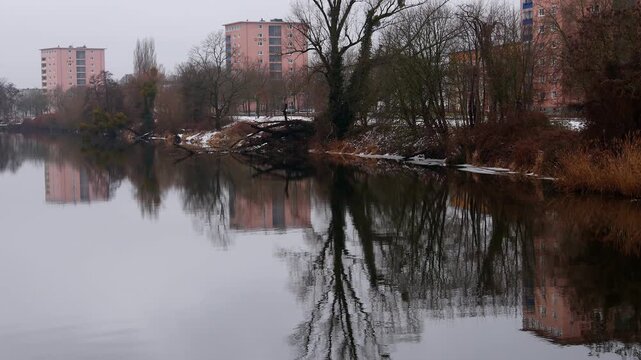 the elbe river near dessau rosslau 4k 25fps video
