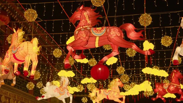 Beijing Spring Festival Night: Festive horse lanterns and Year of the Horse celebrations on Liulichang Culture Street, featuring traditional red lanterns and poetic light displays
