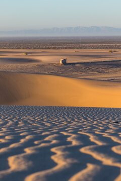 Sand Dune Shadow Edge Algodones California Desert