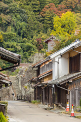 Obraz premium 日本 島根県大田市大森にある石見銀山の大森銀山伝統的重要建造物群保存地区の町並み