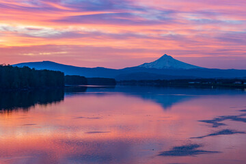 Fototapeta premium Mt. Hood Sunrise - Columbia River Gorge