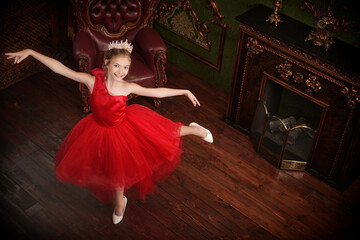 Dance Palace Fantasy